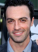  
Reid Scott